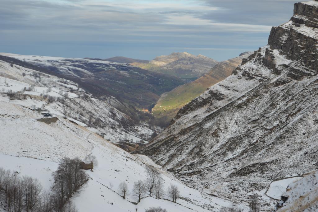 Posada La Vieja Escuela San Roque de Ríomiera Exteriér fotografie