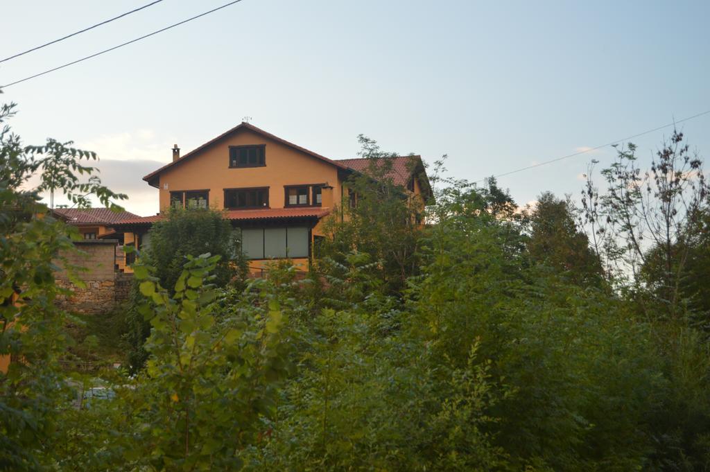 Posada La Vieja Escuela San Roque de Ríomiera Exteriér fotografie