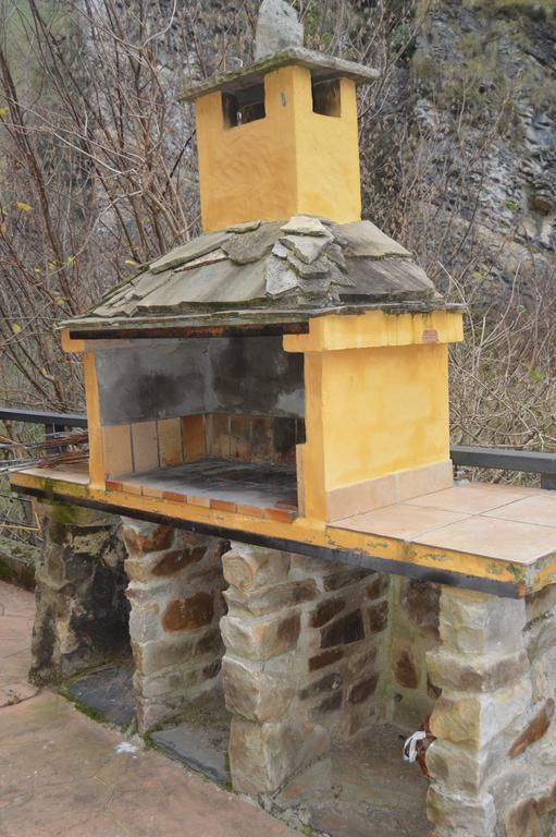 Posada La Vieja Escuela San Roque de Ríomiera Exteriér fotografie